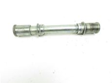 Axe de roue avant