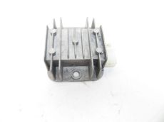 Regulateur de tension