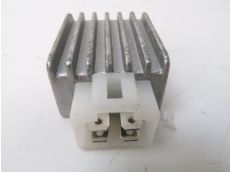 Regulateur de tension