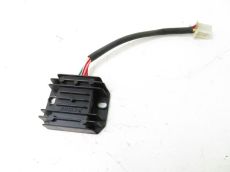 Regulateur de tension