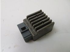 Regulateur de tension