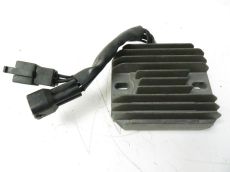 Regulateur de tension