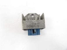 Regulateur de tension