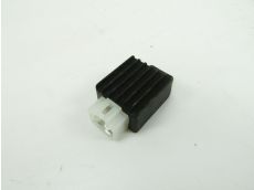 Regulateur de tension