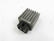 Regulateur de tension