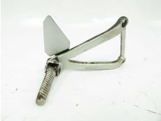 Platine et repose pieds arriere droit