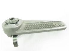 Repose pieds arriere droit