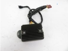 Regulateur de tension