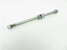 Axe de roue avant