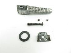 Repose pieds arriere droit