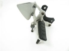 Platine avant droite