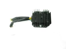 Regulateur de tension