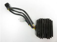 Regulateur de tension