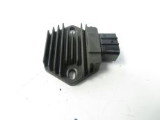 Regulateur de tension