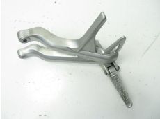 Platine et repose pieds arriere gauche