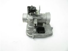 Corps d'injection droit