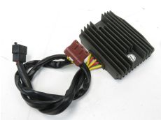 Regulateur de tension