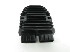 Regulateur de tension