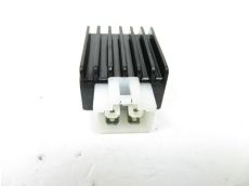 Regulateur de tension