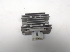 Regulateur de tension