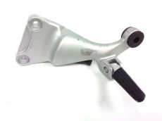 Platine et repose pieds arriere gauche