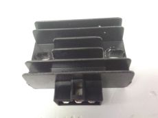 Regulateur de tension