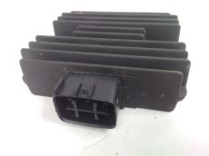 Regulateur de tension