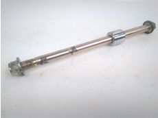 Axe de roue avant