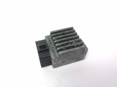 Regulateur de tension