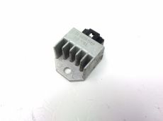 Regulateur de tension