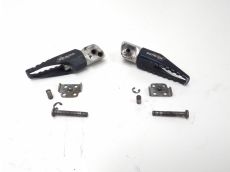 Repose pieds avant gauche