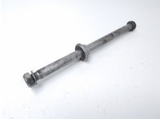 Axe de roue arriere