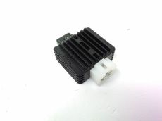 Regulateur de tension