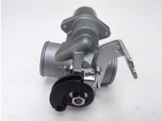 Corps d'injection droit