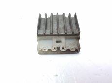 Regulateur de tension