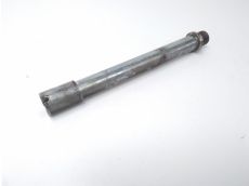 Axe de roue avant