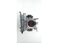 Corps d'injection gauche