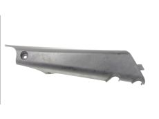 Cache lateral gauche