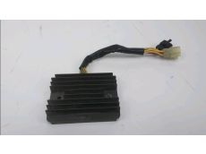 Regulateur de tension