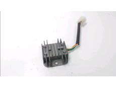 Regulateur de tension