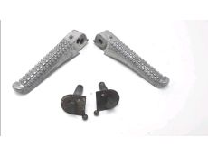 Repose pieds arriere droit