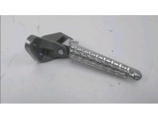 Platine et repose pieds arriere gauche