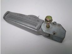 Repose pieds arriere gauche