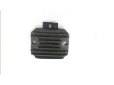 Regulateur de tension
