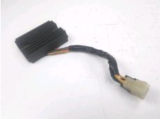 Regulateur de tension