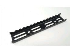 Repose pieds arriere droit