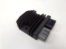 Regulateur de tension