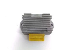 Regulateur de tension