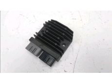 Regulateur de tension