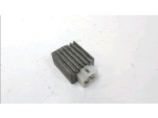 Regulateur de tension